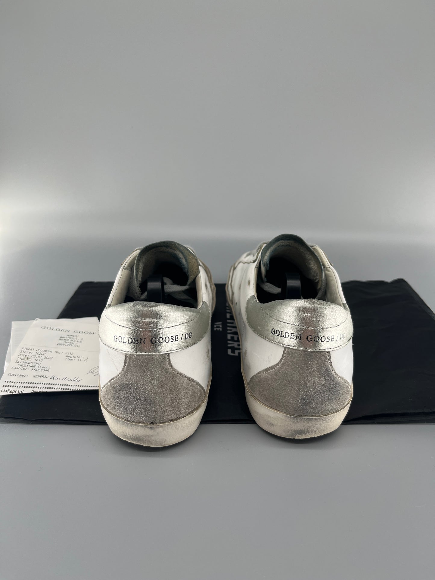 Golden Goose Superstar Sneaker | 42