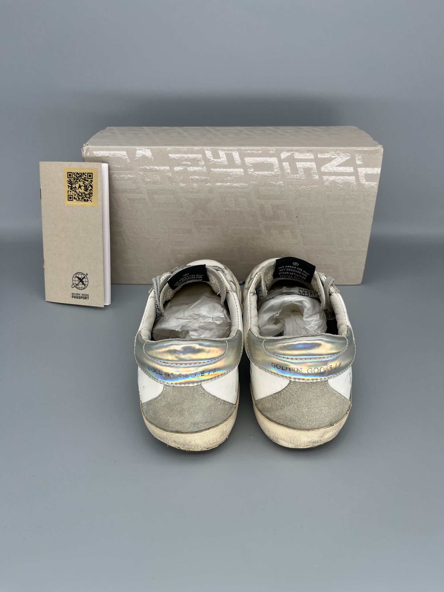 Golden Goose Superstar Sneaker | 40