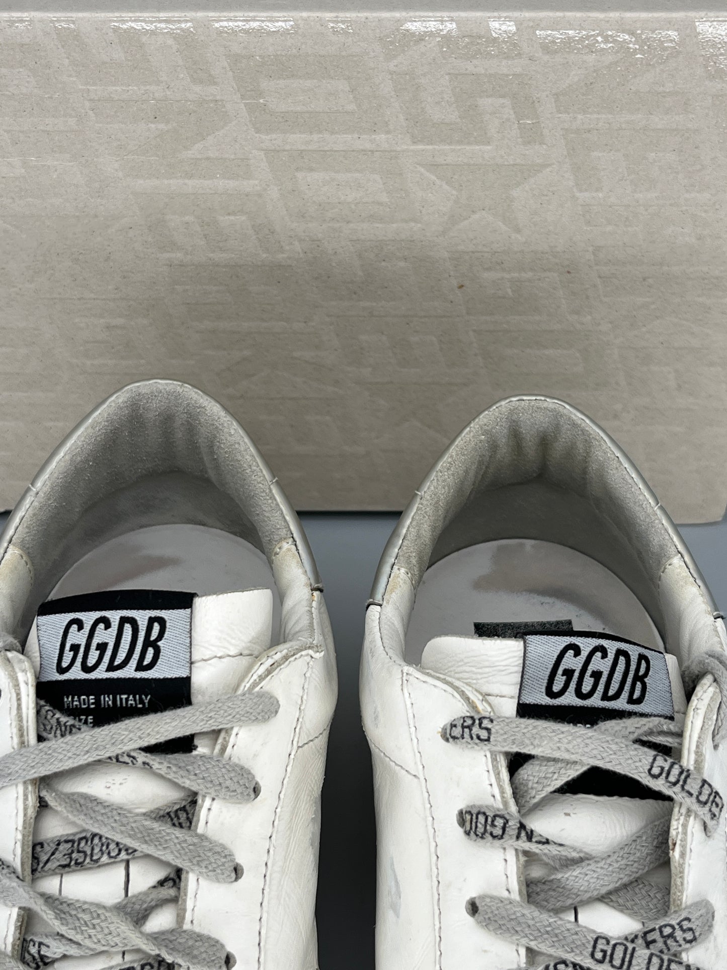 Golden Goose Superstar Sneaker | 40
