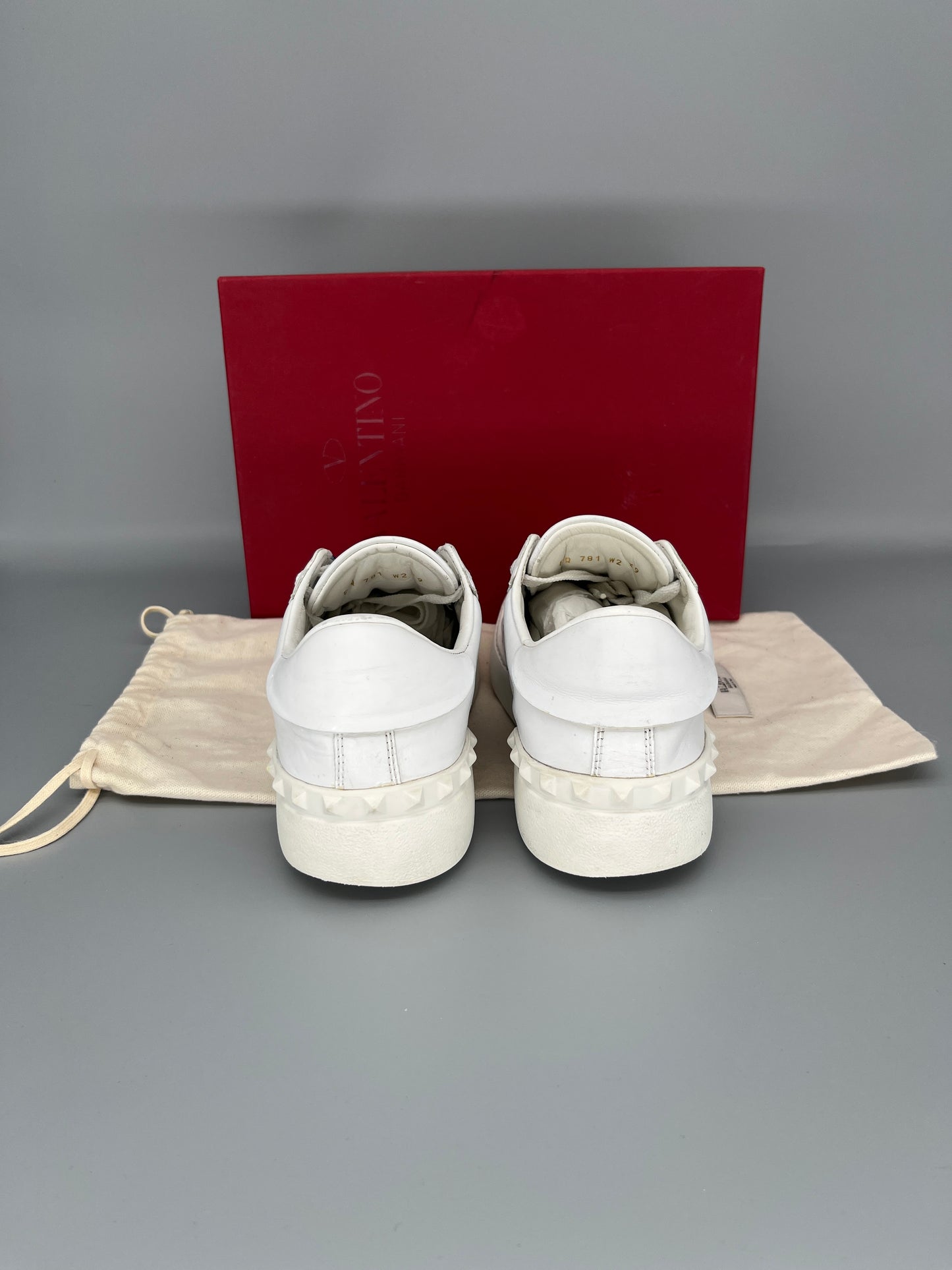 Valentino Open Sneaker Patent Blue | 39