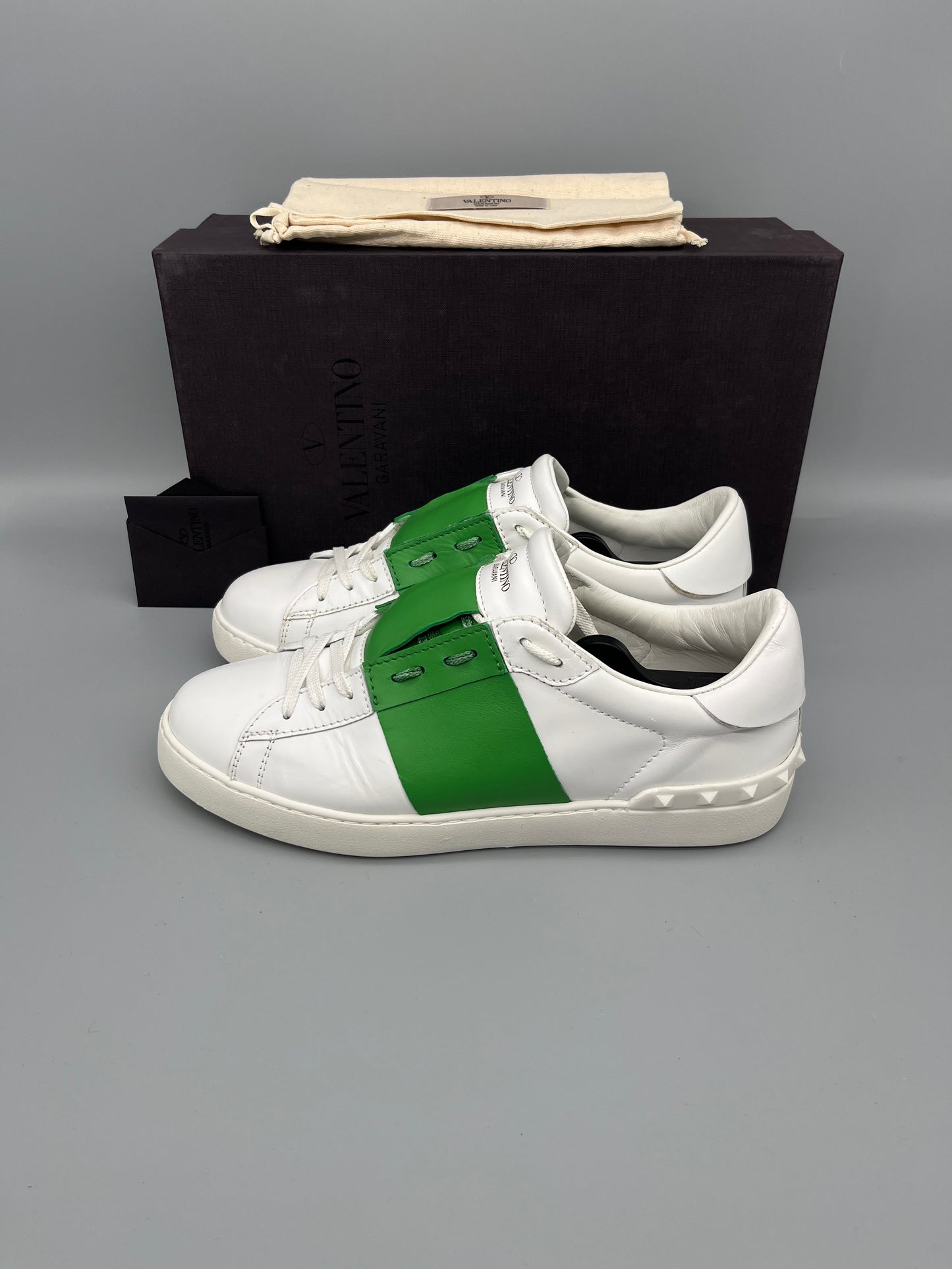 Valentino Open sneakers i grönt läder, storlek 42 – äkta märkesskor