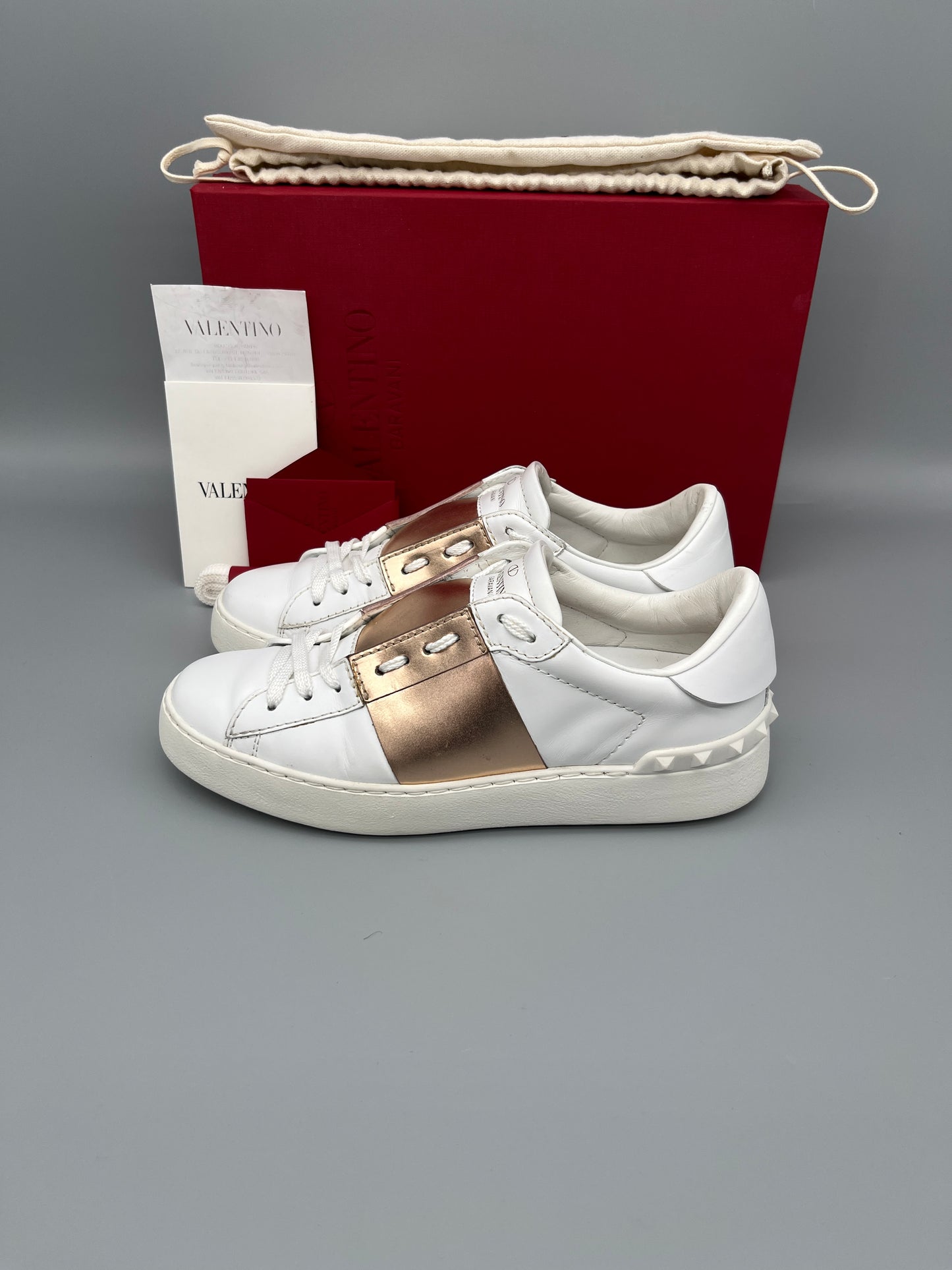 Valentino Garavani Tjejskor i rosa läder, storlek 36 – äkthetskontrollerade lyxiga designerskor