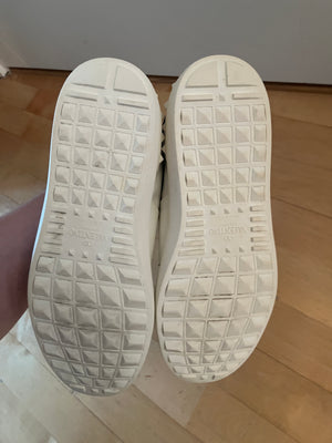 Valentino 41