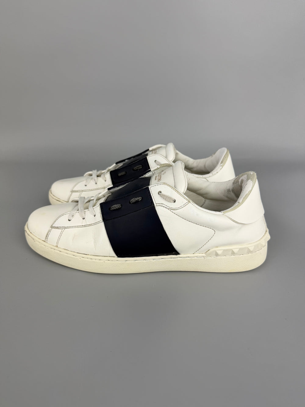 Valentino Open Sneaker Navy | 45