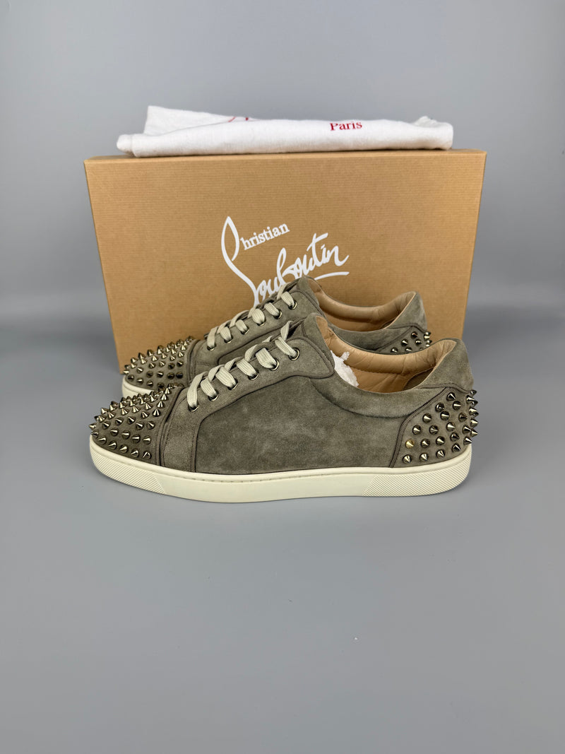 Christian Louboutin Seavaste Spikes Sneaker Beige | 42.5