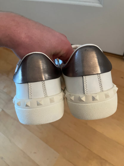 Valentino 41