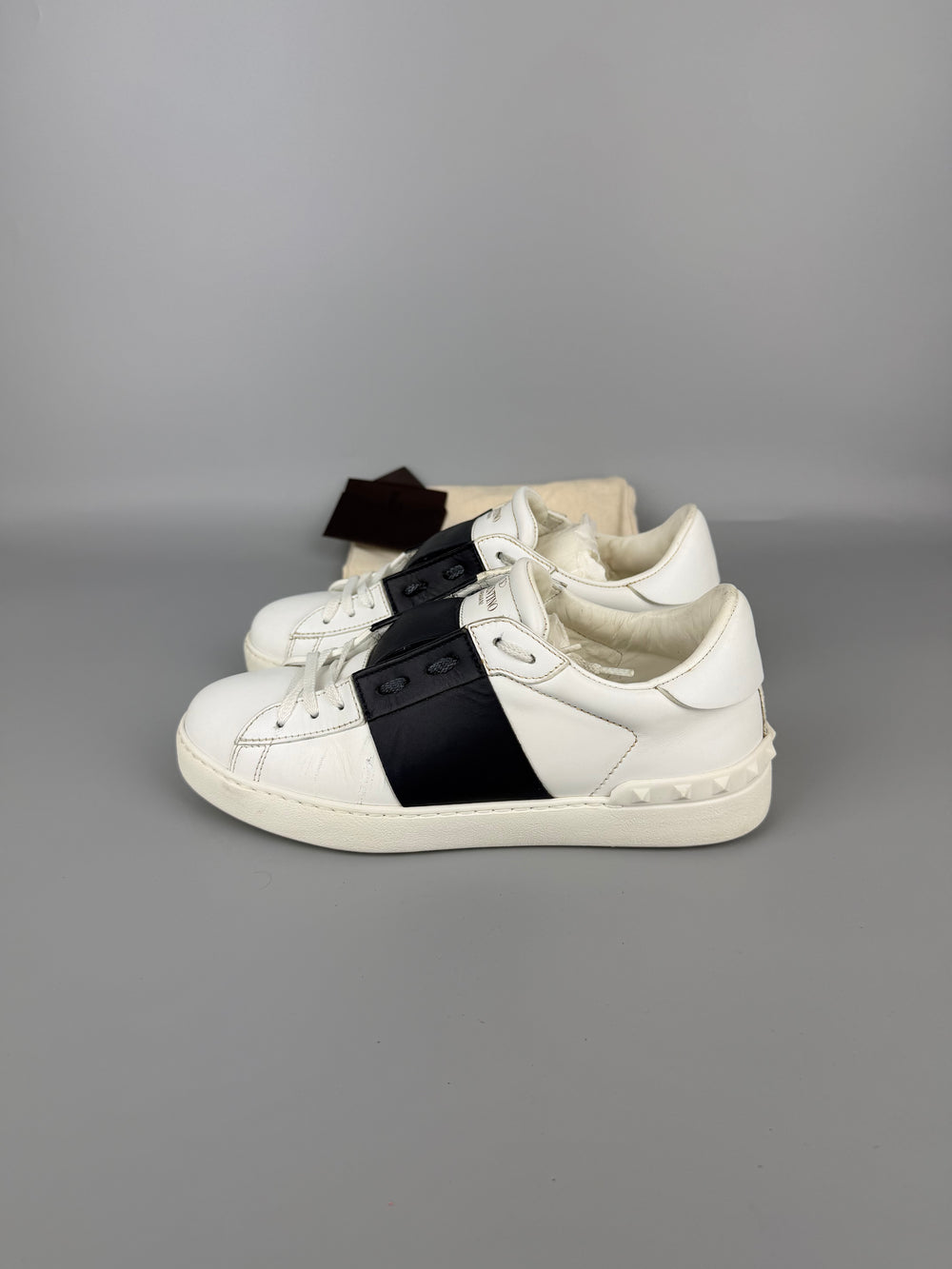 Valentino Open Sneaker Navy | 38