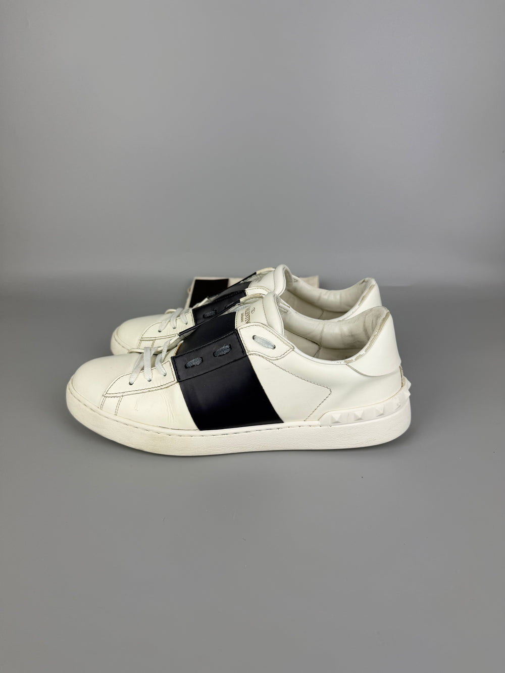 Valentino Open Sneaker Navy | 43.5