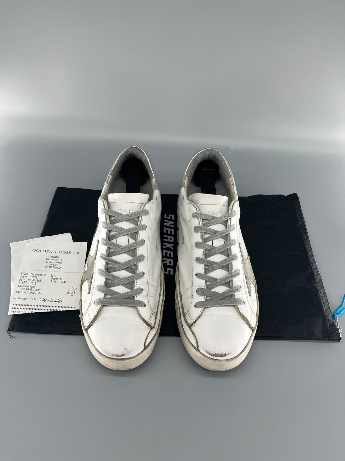 Golden Goose Superstar Sneaker | 42