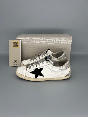 Golden Goose Superstar Sneaker | 40
