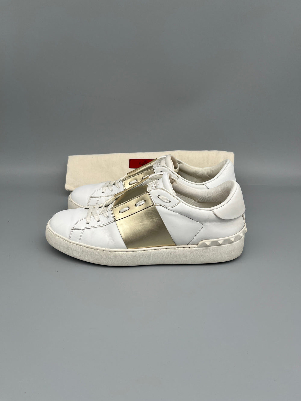 Valentino Open Sneaker Gold | 41