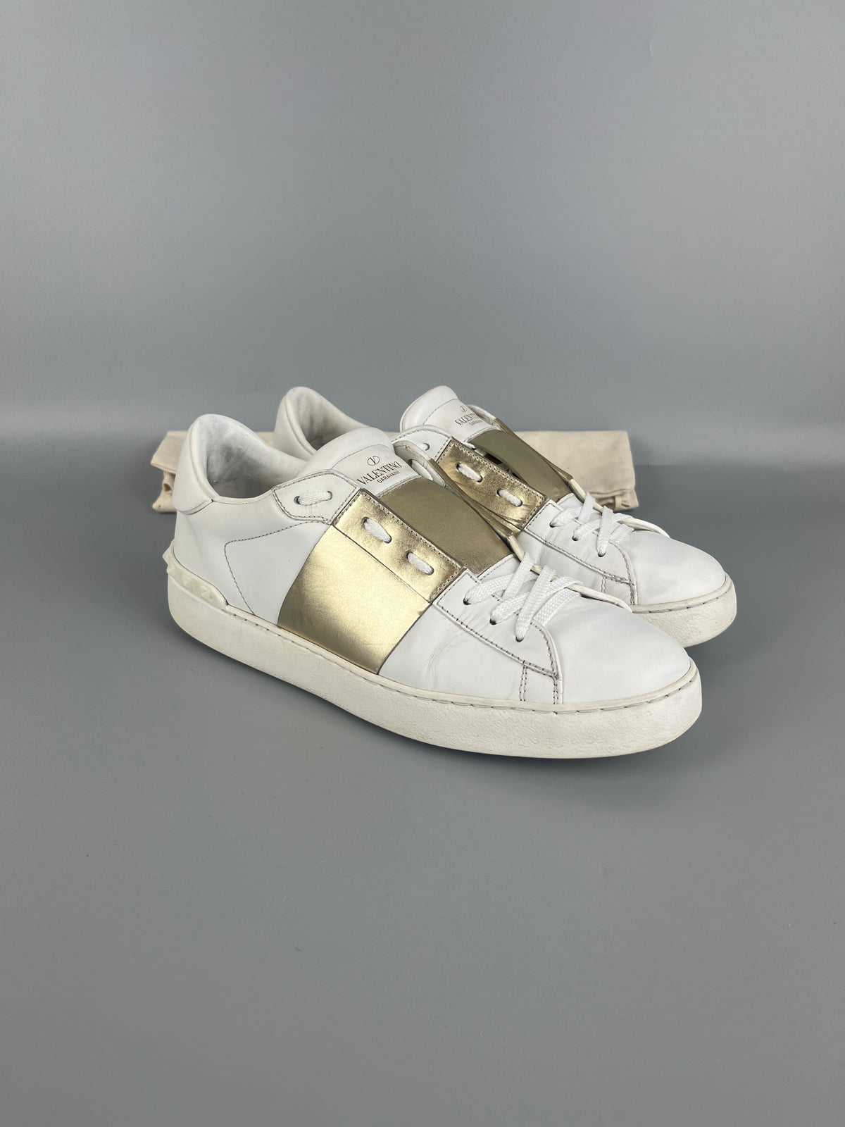 Valentino Open Sneaker Gold | 41.5