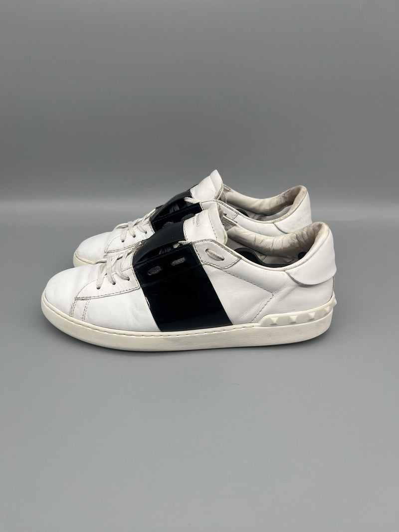 Valentino Open Sneaker Patent Black | 42