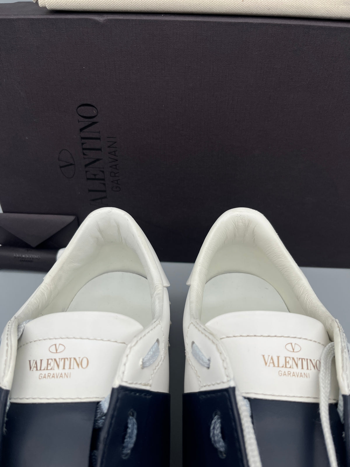 Valentino Open Sneaker Navy | 43