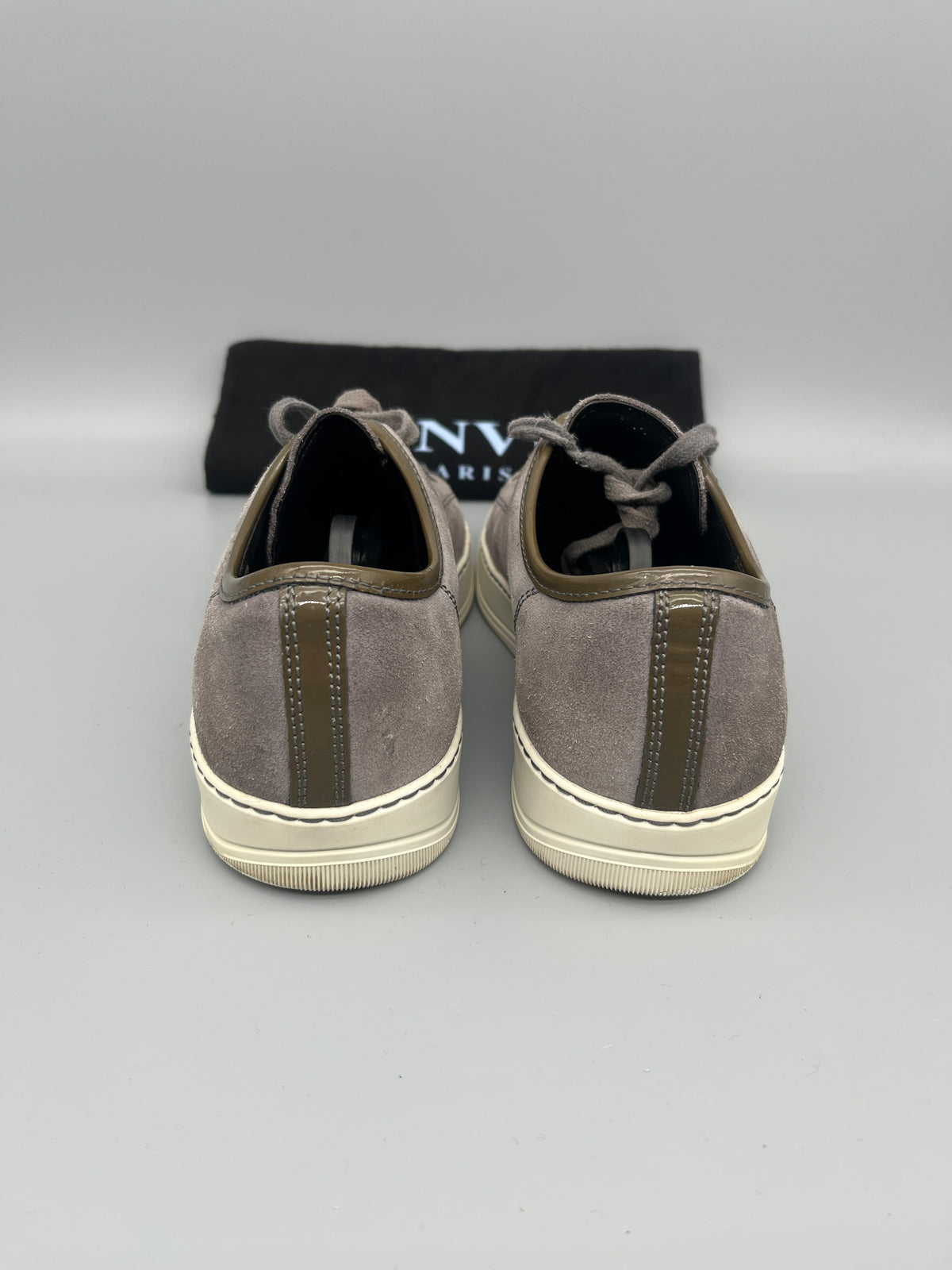 Handla Lanvin DBB1 Patent Cap Toe Grey online | Smidigt och enkelt på nätet - The Grand Archive |