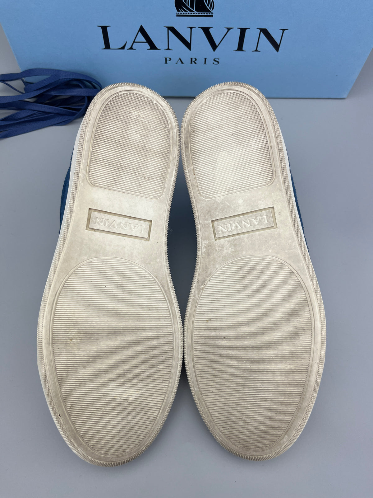 Handla Lanvin DBB1 Patent Cap Toe Blue online | Smidigt och enkelt på nätet - The Grand Archive |