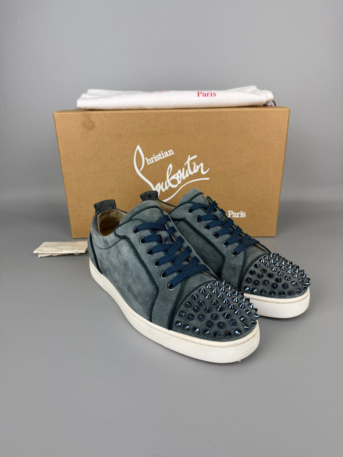 Christian Louboutin Louis Junior Spikes Sneaker Washed Blue | 40