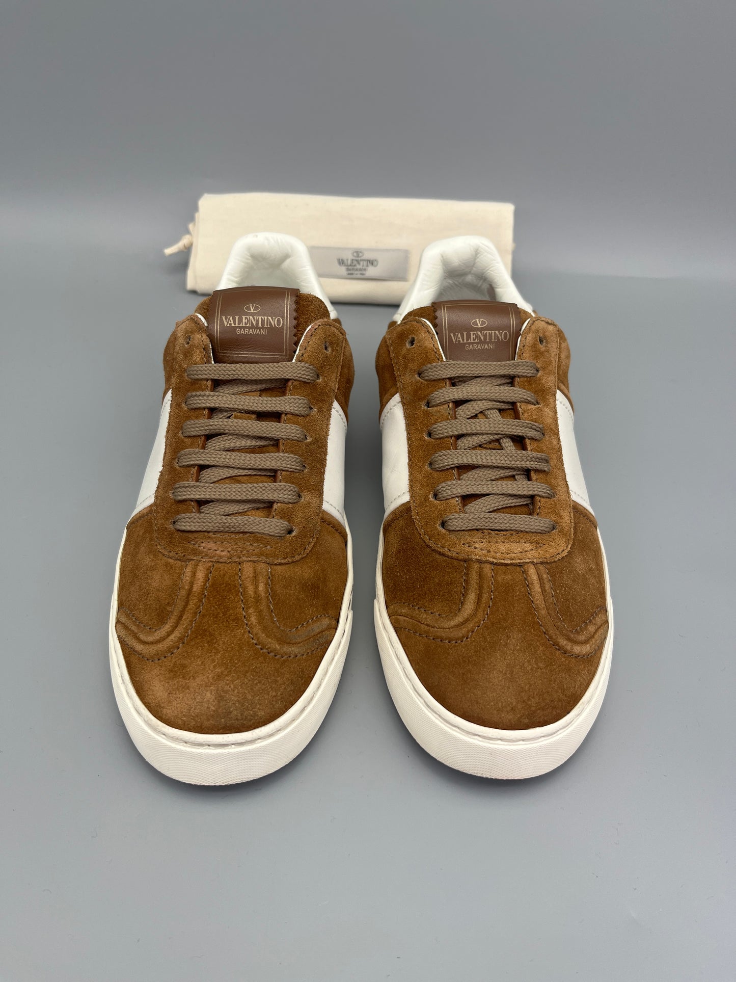 Valentino Flycrew Sneaker Beige | 39