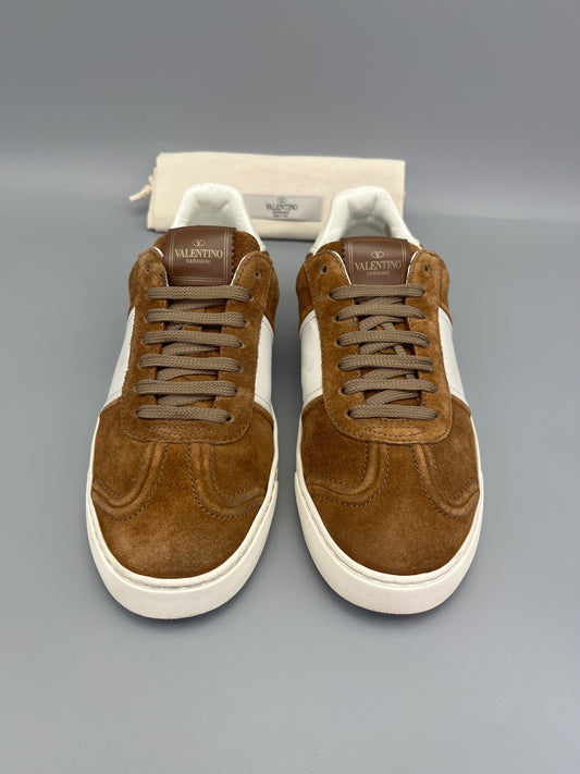 Valentino Flycrew Sneaker Beige | 39