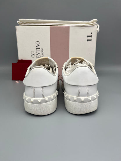 Valentino Open Rockstud Untitled Sneaker Pink | 37