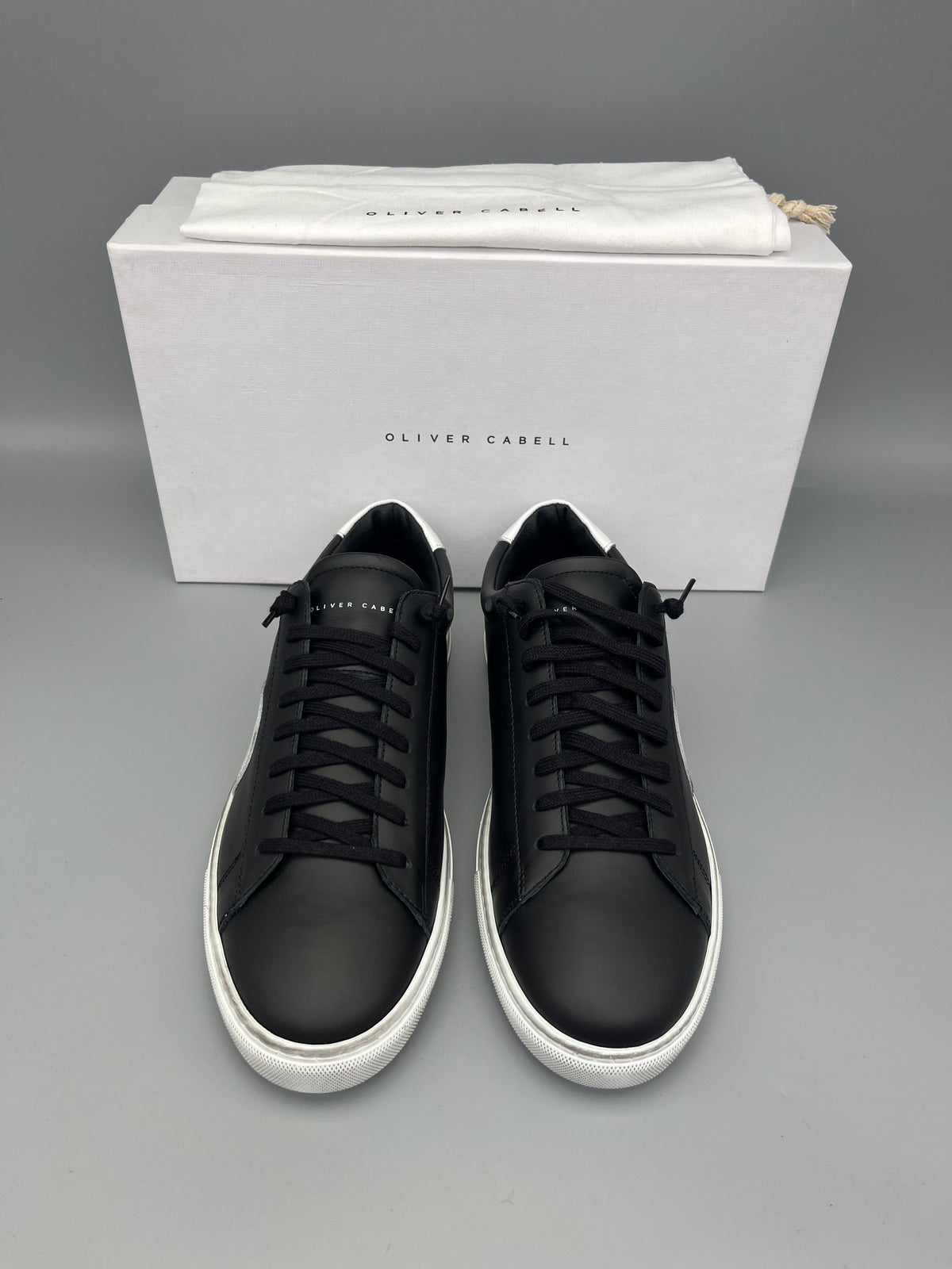 Oliver Cabell Low 1 Daybreak Off | 42