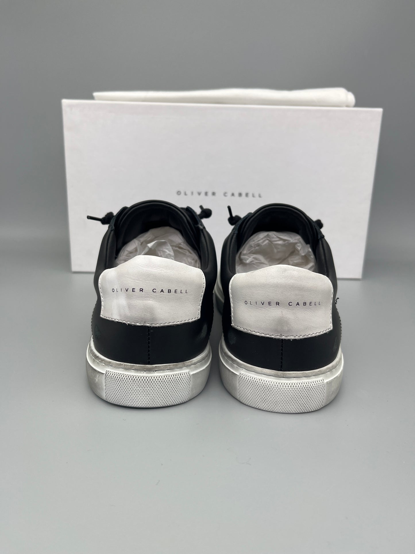 Oliver Cabell Low 1 Daybreak Off | 42