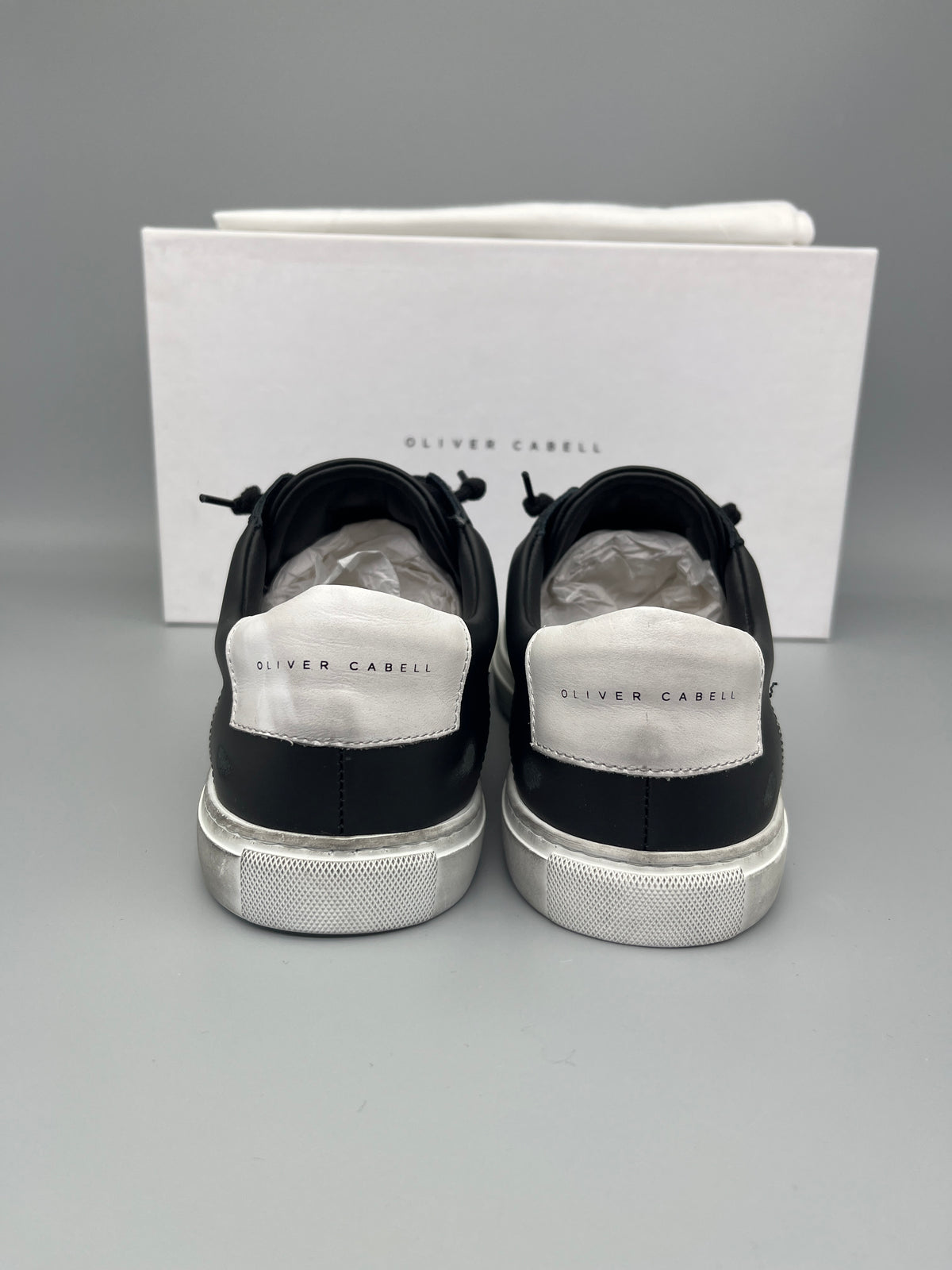 Oliver Cabell Low 1 Daybreak Off | 42