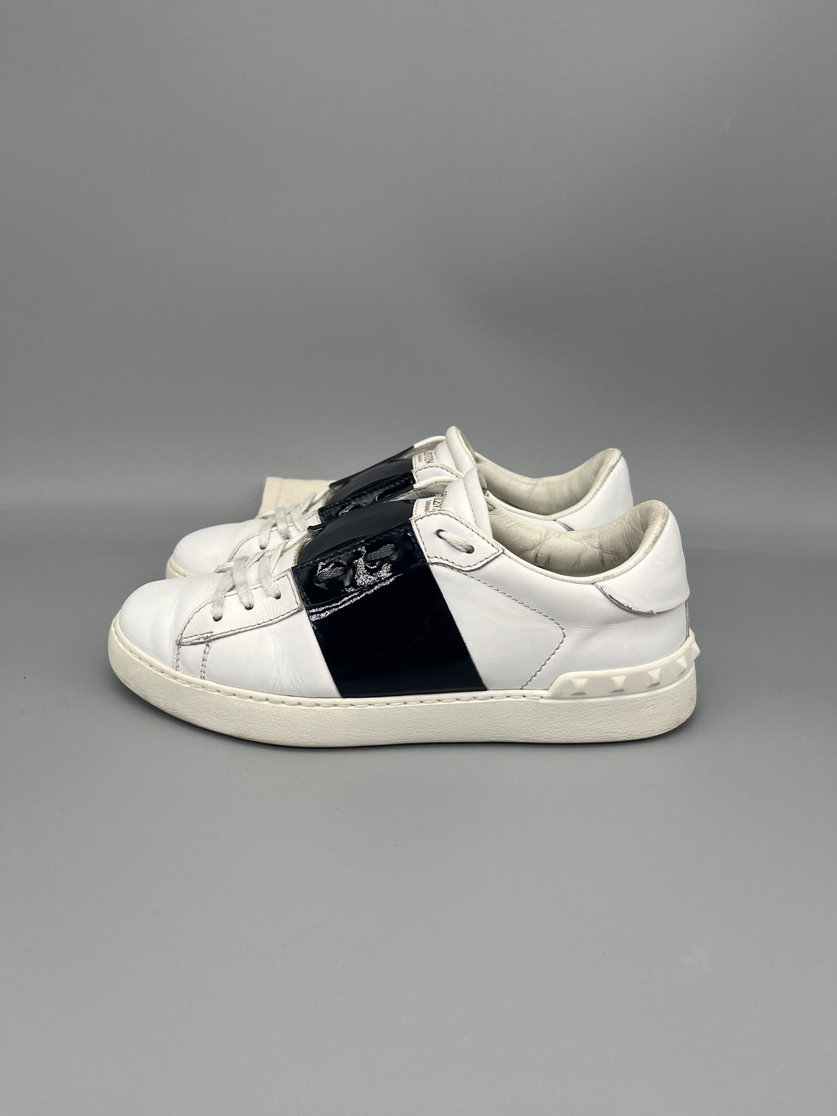 Valentino Open Sneaker Patent Navy | 39