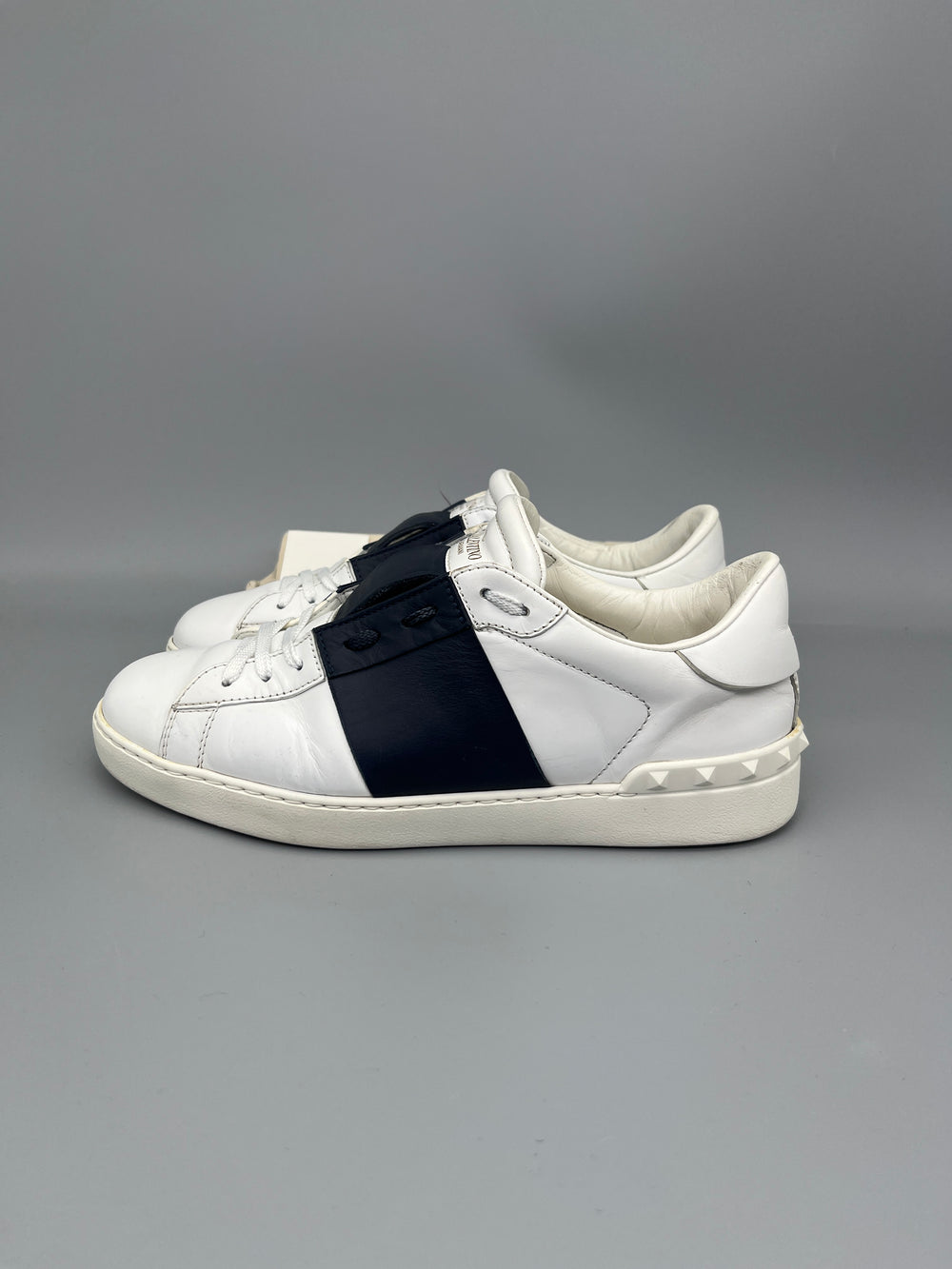 Valentino Open Sneaker Navy | 40