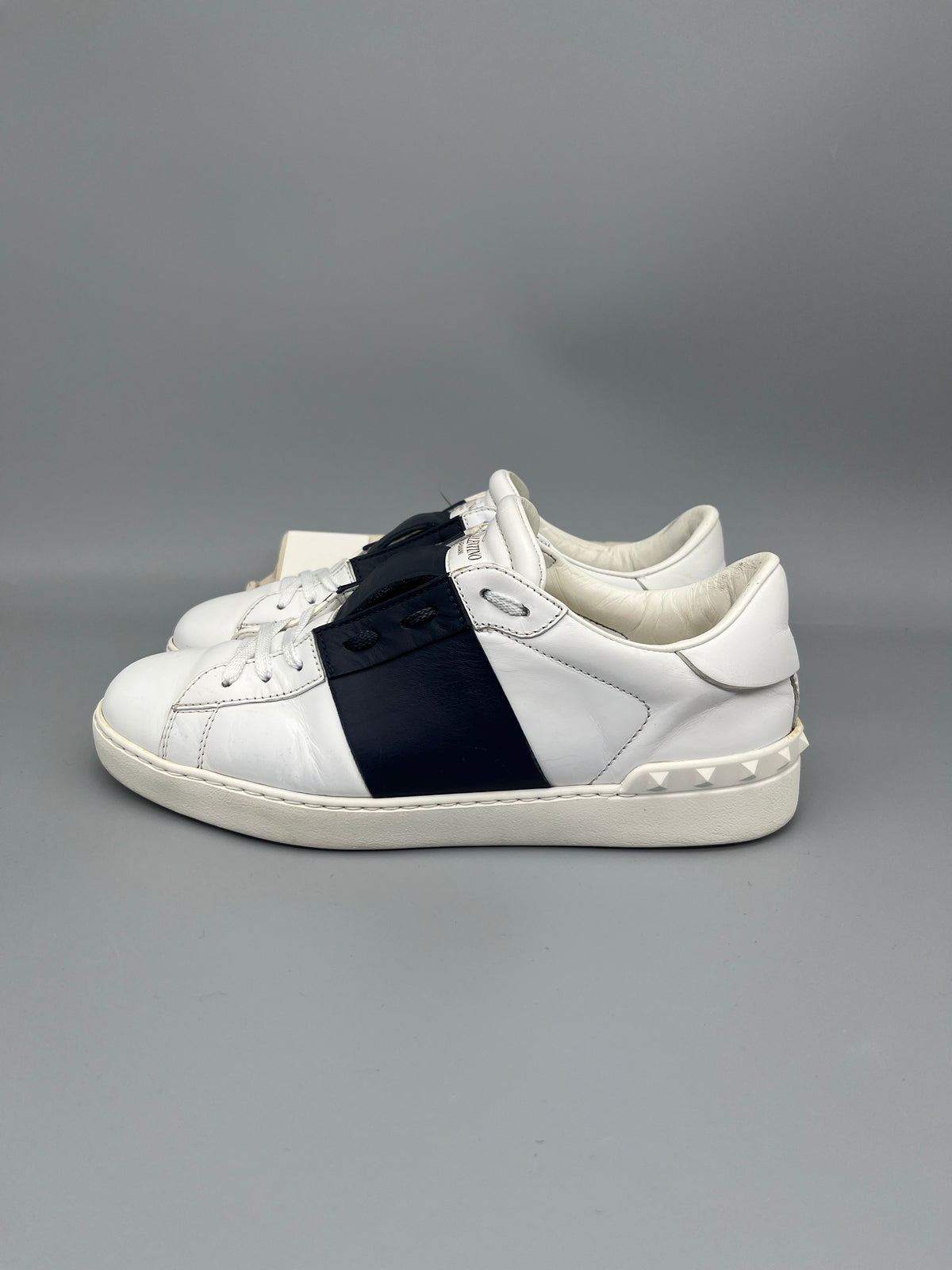 Valentino Open Sneaker Navy | 40