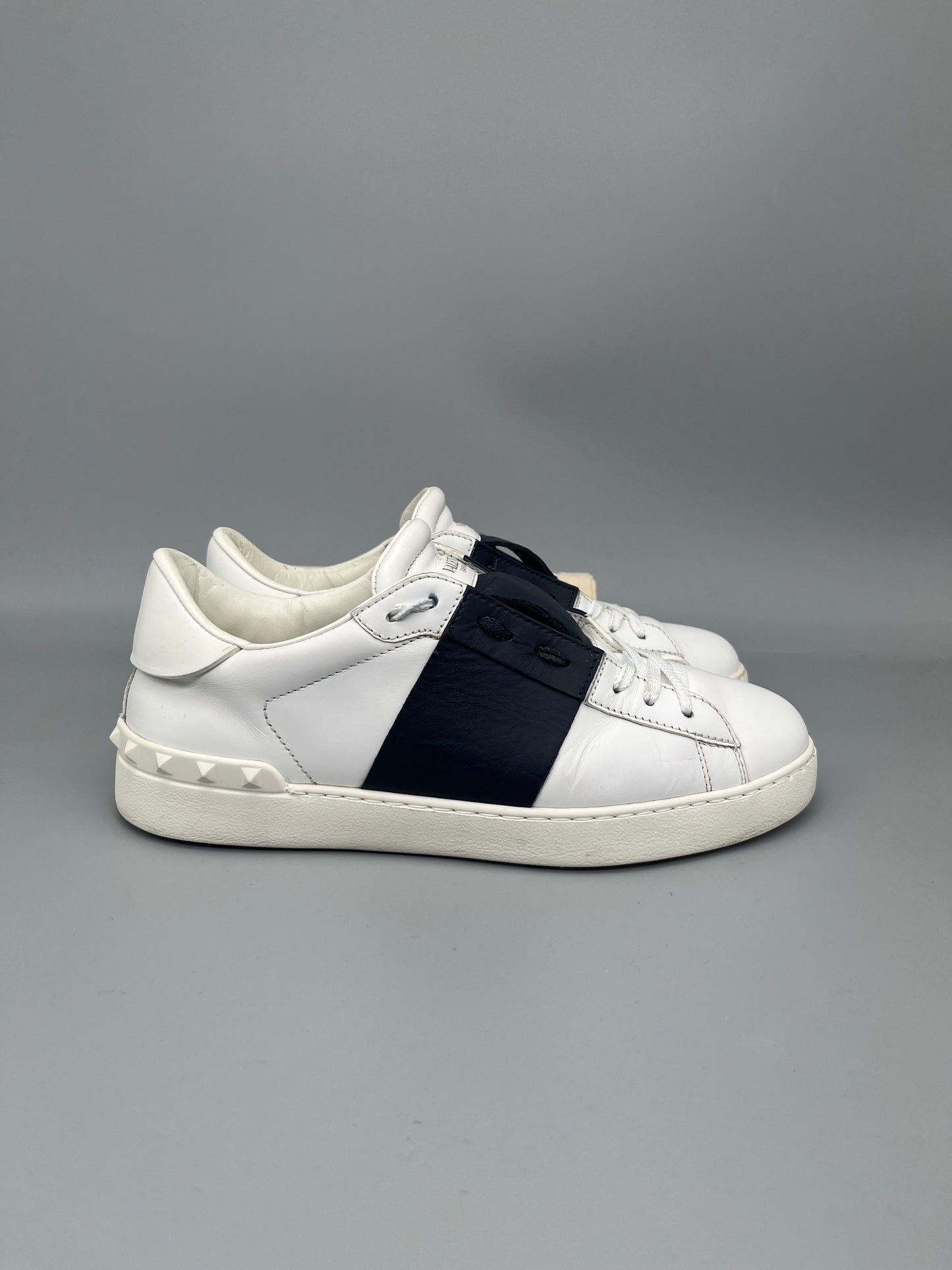 Valentino Open Sneaker Navy | 40