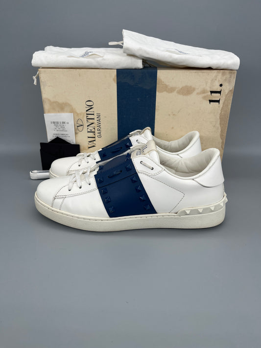 Valentino Open Rockstud Untitled Sneaker Navy | 43