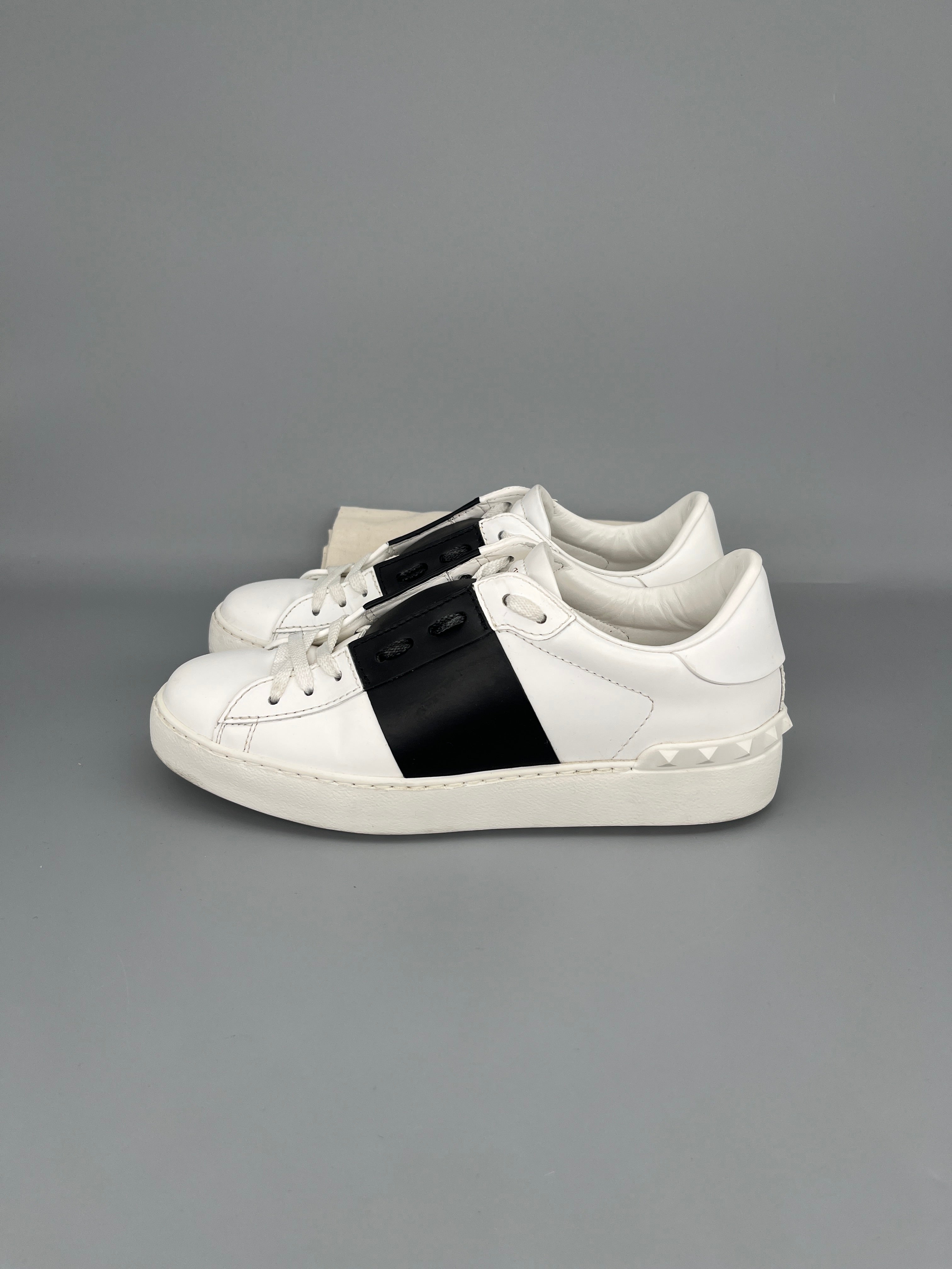 Valentino Open Sneaker Black | 38