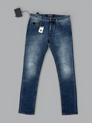 HandPicked "MILANO" Moser Project Limited Edition | W33