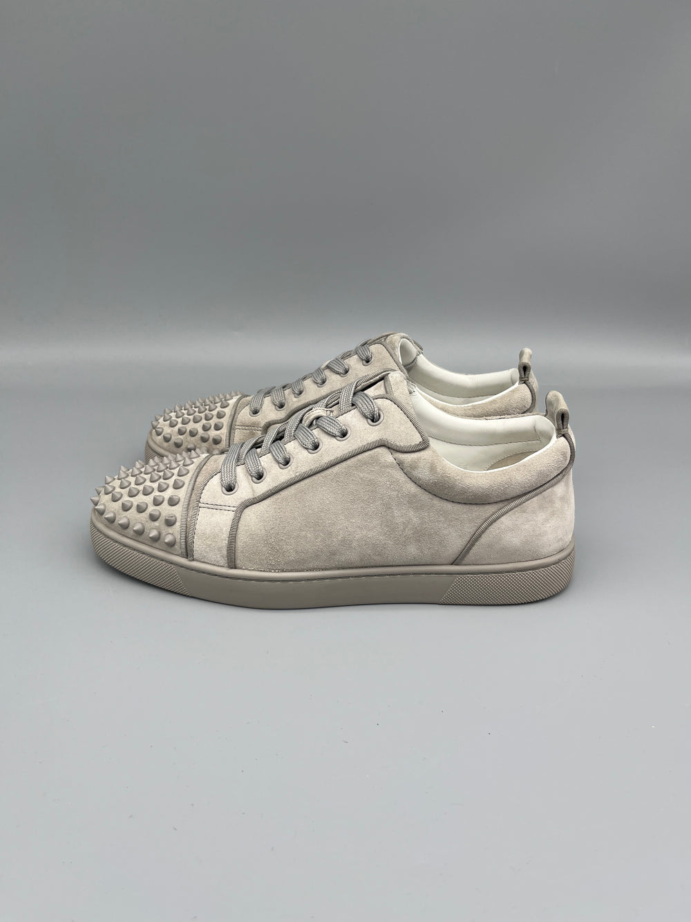 Christian Louboutin Louis Junior Spikes sneaker grey suede men’s size 42