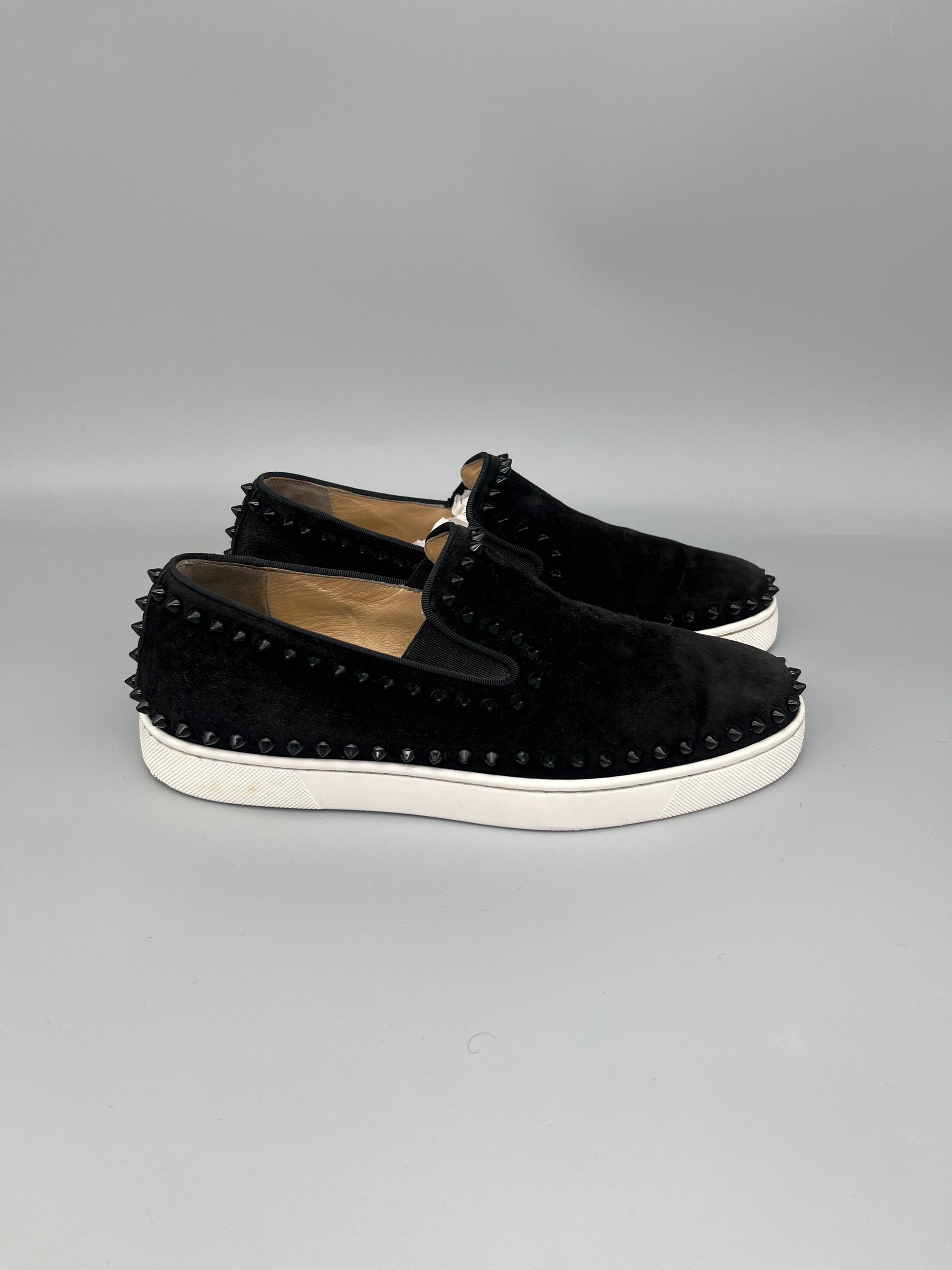 Christian Louboutin Pik Boat Spikes suede sneaker in black – Guaranteed authentic from The Grand Archive.
