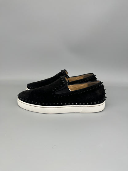 Christian Louboutin Pik Boat Spikes suede sneaker in black – Guaranteed authentic from The Grand Archive.