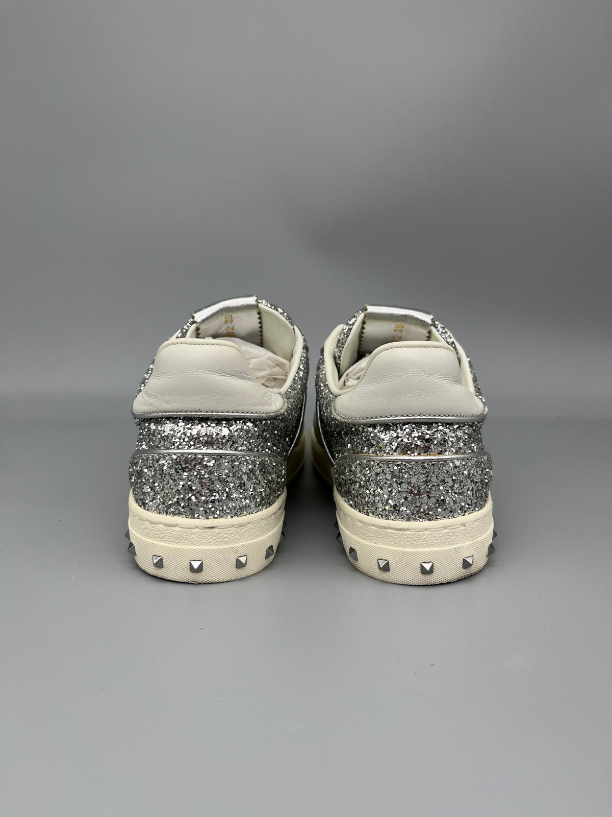 Valentino Garavani Flycrew Sneaker In Silver Glitter