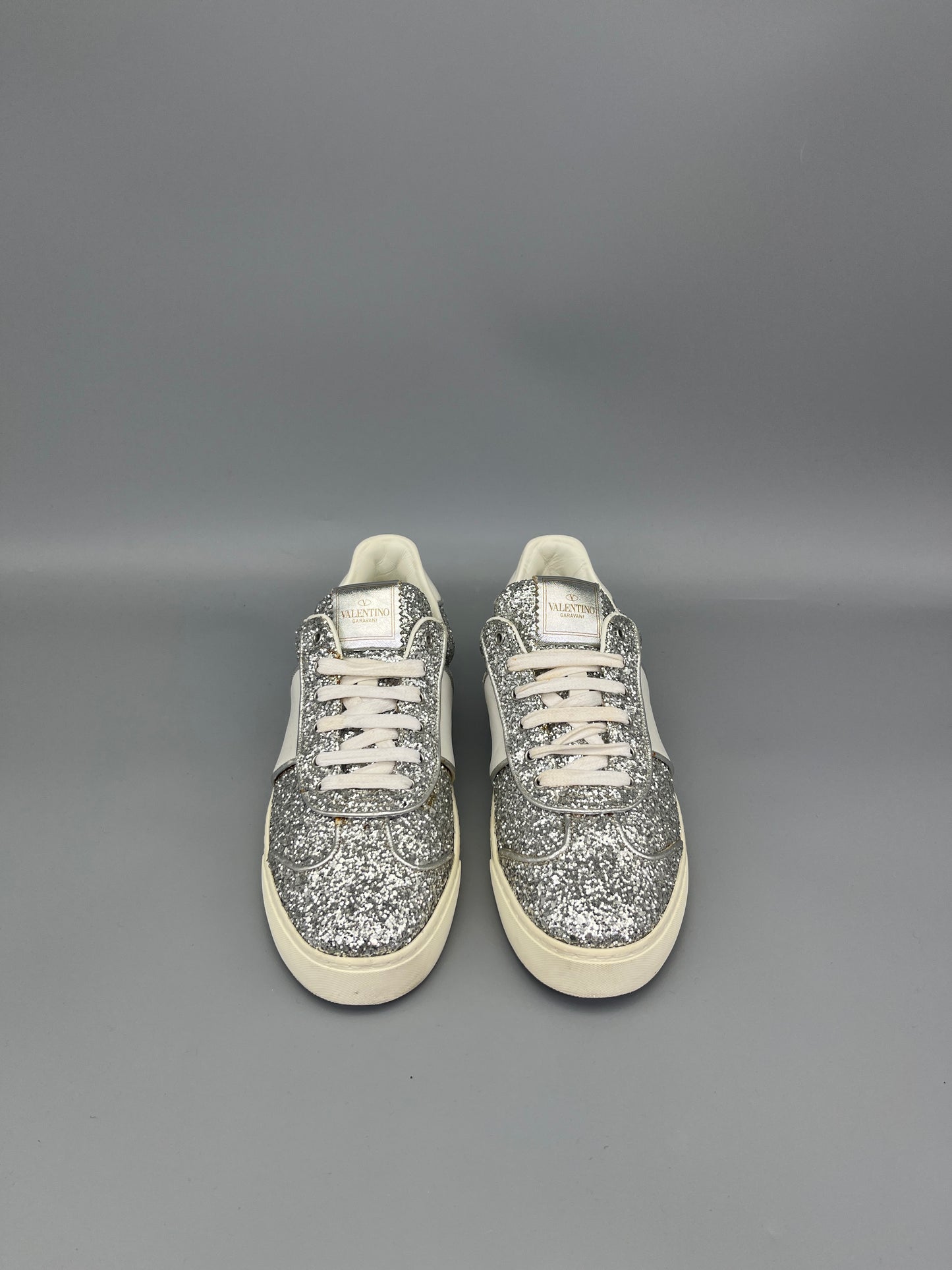 Valentino Garavani Flycrew Sneaker In Silver Glitter