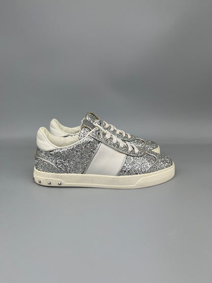 Valentino Garavani Flycrew Sneaker In Silver Glitter