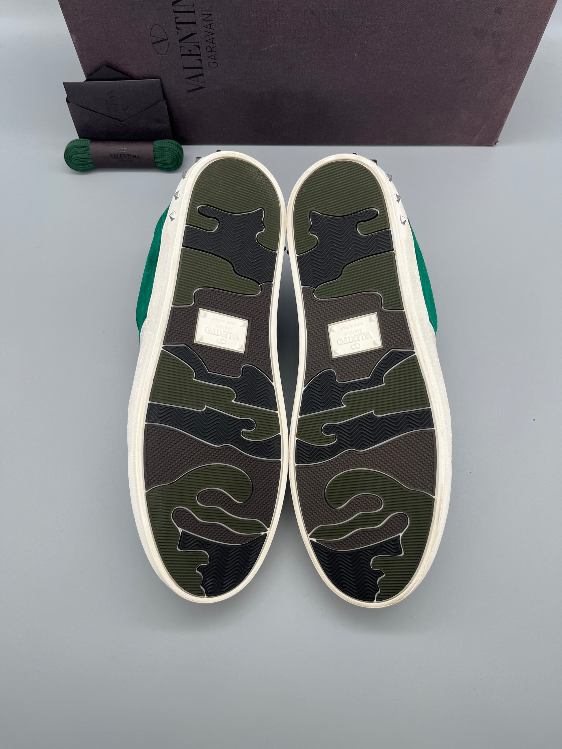 Valentino Garavani Flycrew designer sneakers sole brand new
