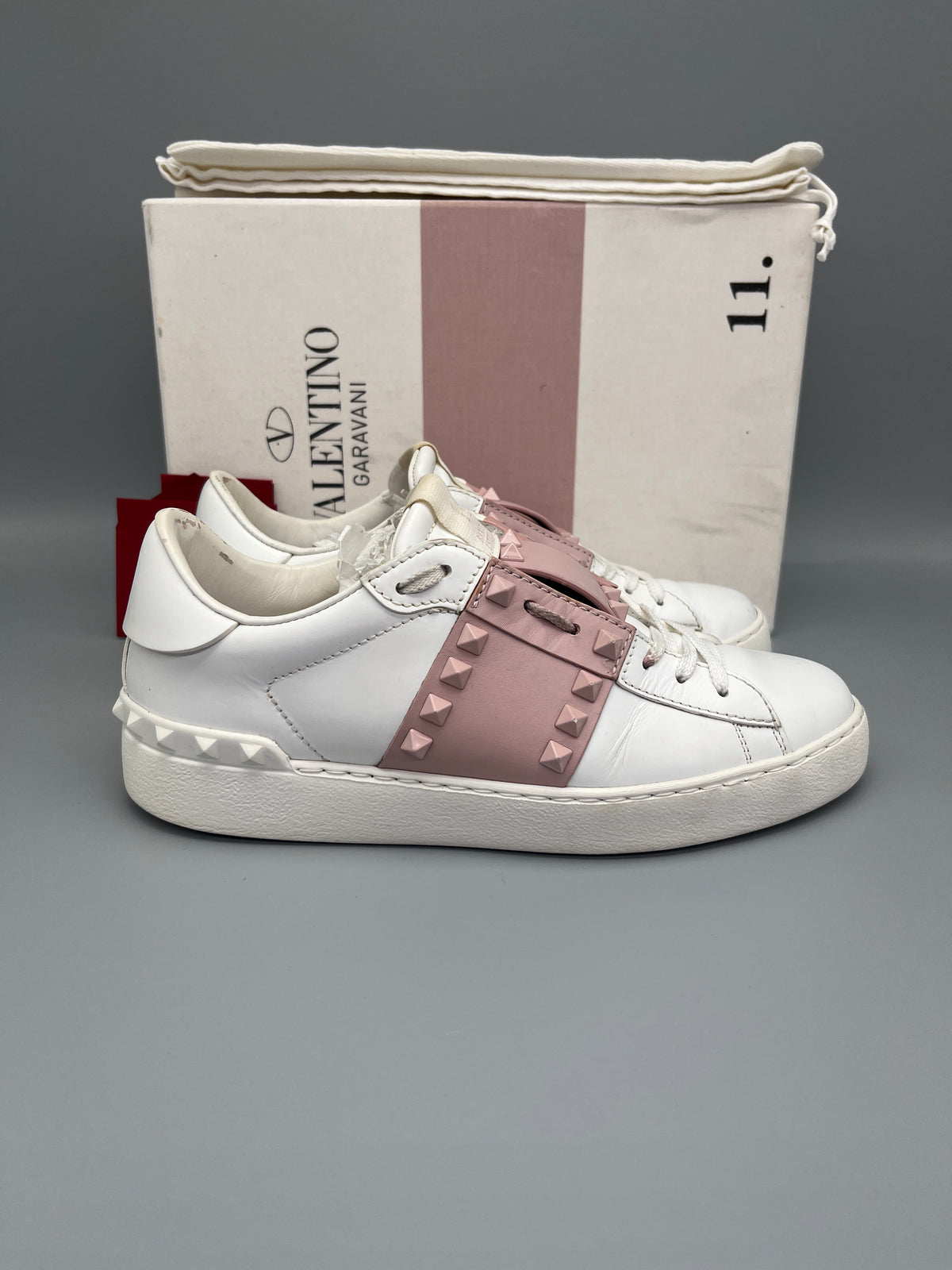 Valentino Open Rockstud Untitled Sneaker Pink | 37