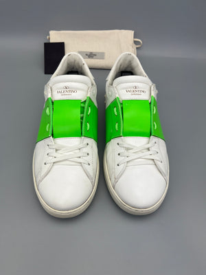 Handla Valentino Garavani Open Green online | Smidigt och enkelt på nätet - The Grand Archive |